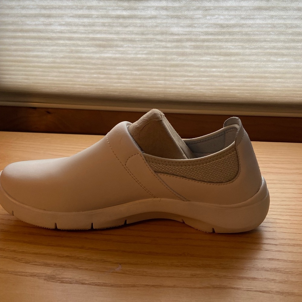 Dansko Enya Leather Shoes